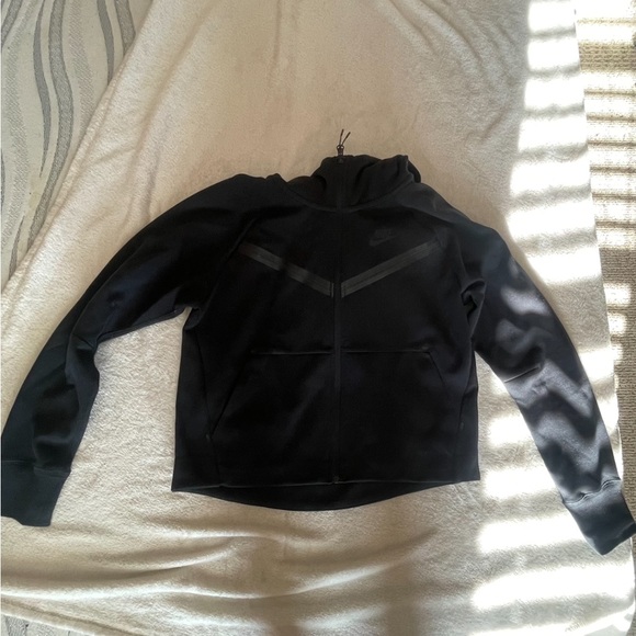 Nike tech fleece - Picture 2 of 2